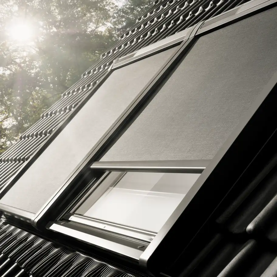 store-exterieur-velux